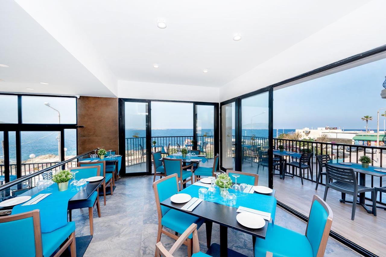 Islet Promenade Seafront Penthouse With Breathtaking Seaviews And Private Hot Tub On The Large Terrace By Getawaysmalta Apartman San Pawl il-Baħar Kültér fotó